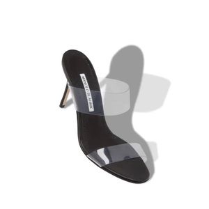 Vintage Manolo Blahnik heels - size 35